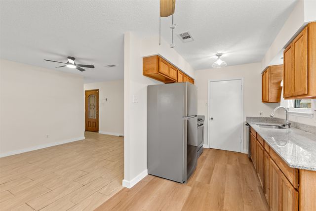929 Meadow Mead Drive, Allen, TX 75002