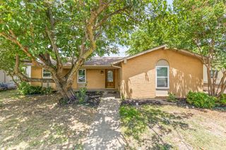 929 Meadow Mead Drive, Allen, TX 75002