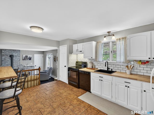 599 Durham Road, Guilford, CT 06437