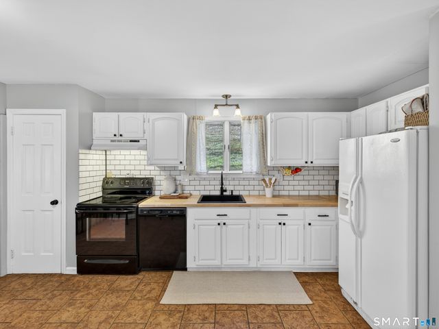 599 Durham Road, Guilford, CT 06437