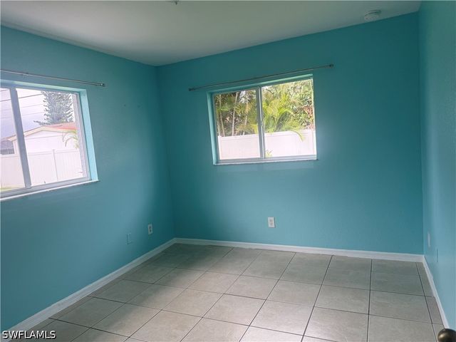 3302 SE 11th AVE, Cape Coral, FL 33904