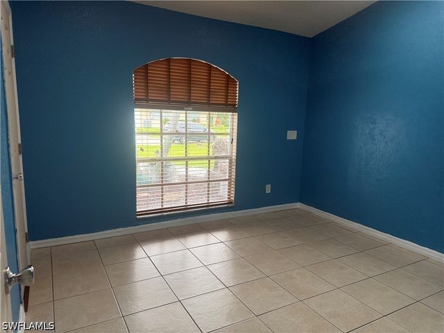 3302 SE 11th AVE, Cape Coral, FL 33904