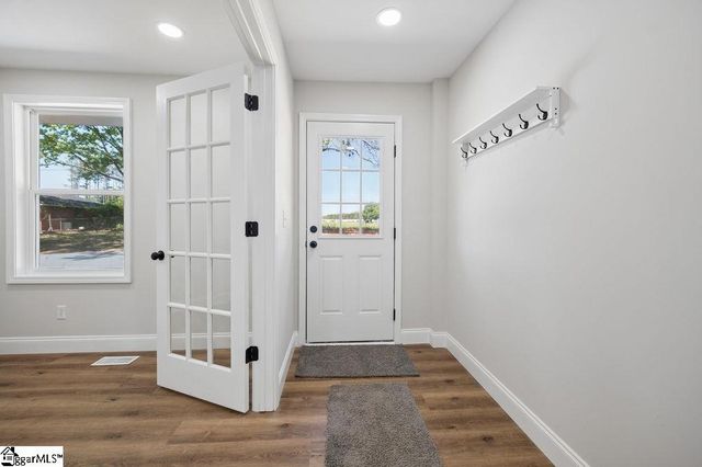 218 Ridgecrest Way, Williamston, SC 29697