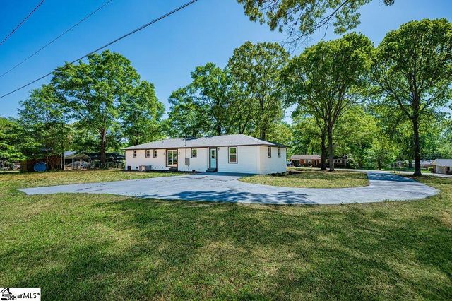 218 Ridgecrest Way, Williamston, SC 29697