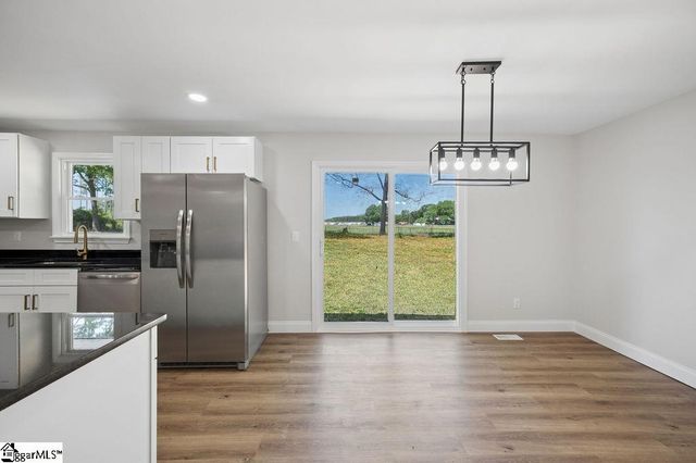 218 Ridgecrest Way, Williamston, SC 29697