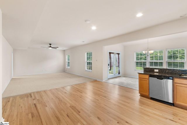205 Lily Court, Easley, SC 29642