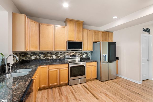205 Lily Court, Easley, SC 29642