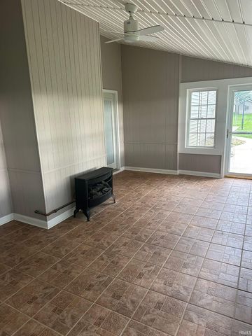 637 Canal Street, Worthington, IN 47471