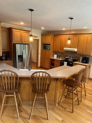 637 Canal Street, Worthington, IN 47471