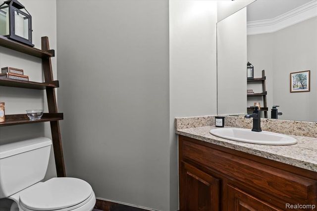 10511 Stoney Point Drive, South Lyon, MI 48178