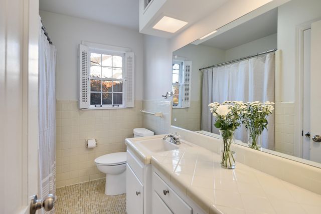 6911 BROOKSIDE CV, Germantown, TN 38138