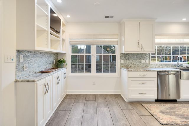 6911 BROOKSIDE CV, Germantown, TN 38138