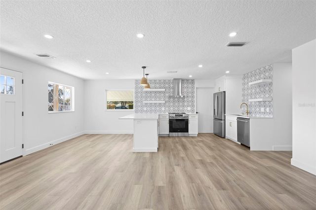 3321 MAHALIA PLACE, Orlando, FL 32805