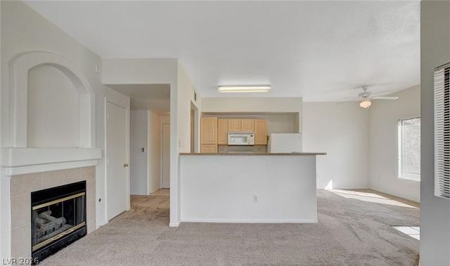 8250 North Grand Canyon Drive 2113, Las Vegas, NV 89166