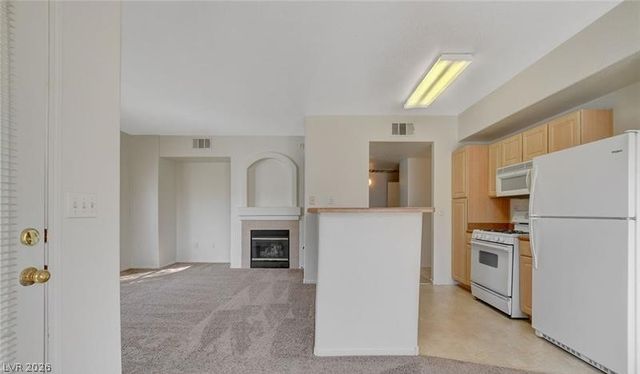 8250 North Grand Canyon Drive 2113, Las Vegas, NV 89166