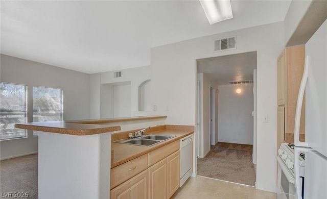 8250 North Grand Canyon Drive 2113, Las Vegas, NV 89166