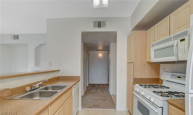 8250 North Grand Canyon Drive 2113, Las Vegas, NV 89166