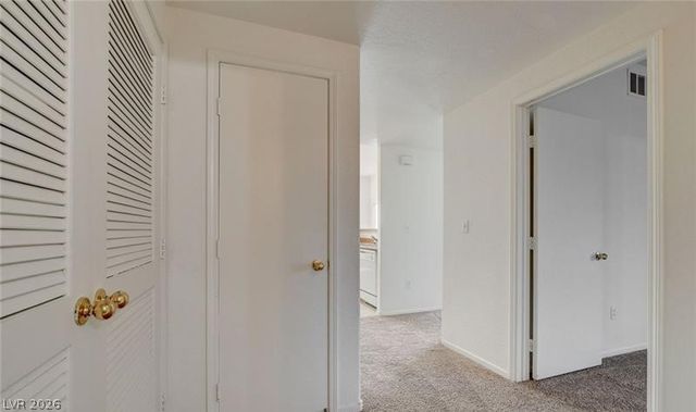8250 North Grand Canyon Drive 2113, Las Vegas, NV 89166