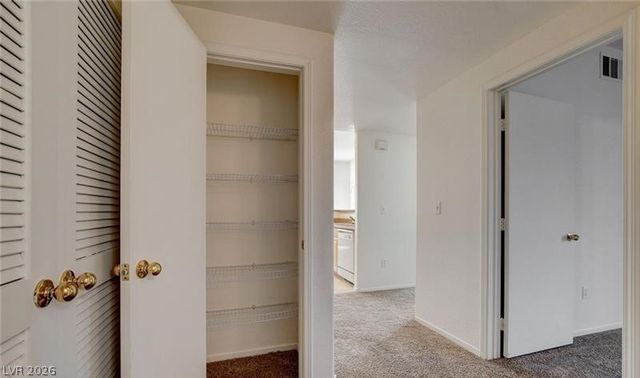 8250 North Grand Canyon Drive 2113, Las Vegas, NV 89166