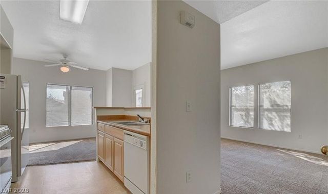 8250 North Grand Canyon Drive 2113, Las Vegas, NV 89166