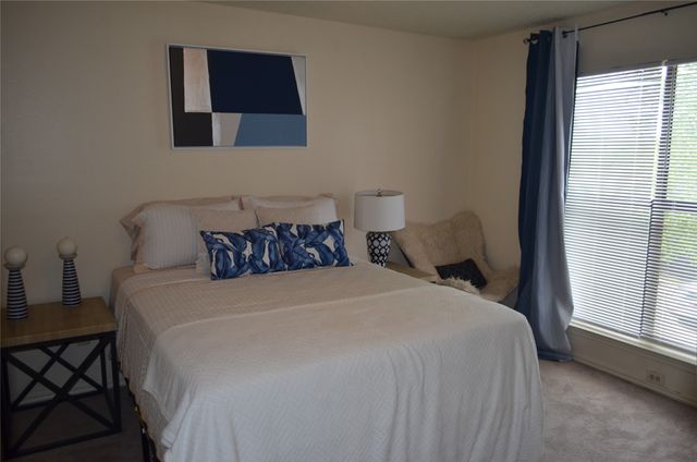 8404 Forest Lane 801, Dallas, TX 75243