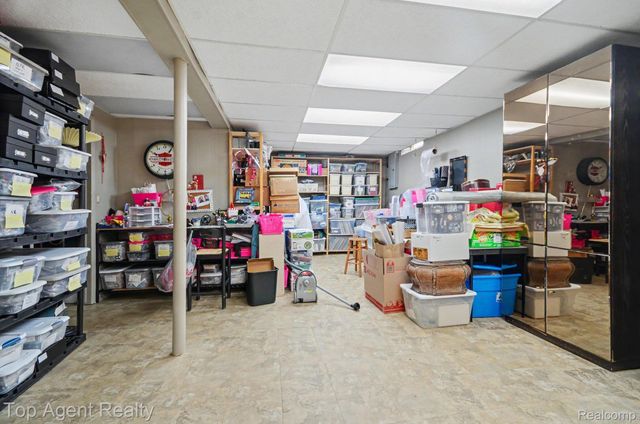 1372 New Life Lane, Rochester Hills, MI 48309