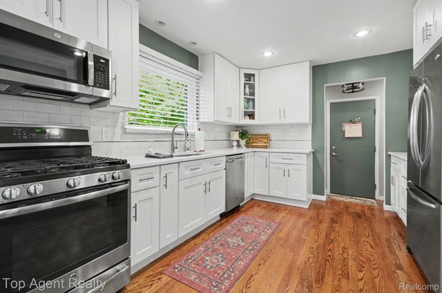 1372 New Life Lane, Rochester Hills, MI 48309