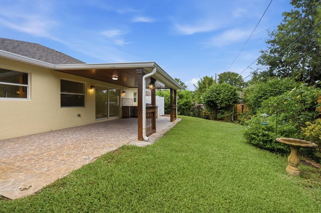 3772 SE Upper Street, Stuart, FL 34997