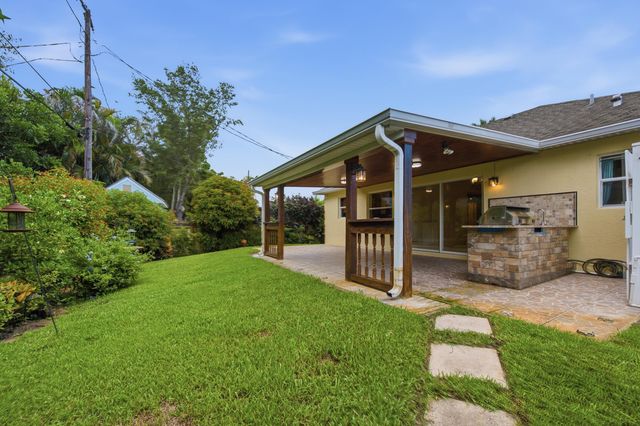 3772 SE Upper Street, Stuart, FL 34997