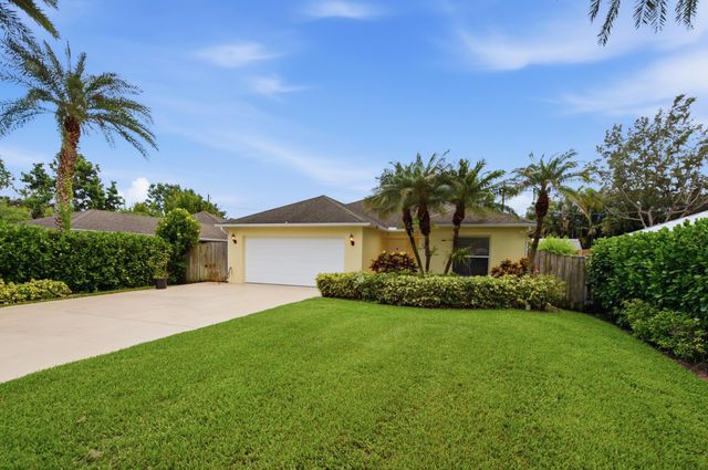 3772 SE Upper Street, Stuart, FL 34997