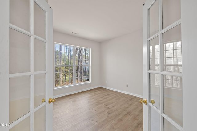 402 Sherwood Forest Place, Cary, NC 27519