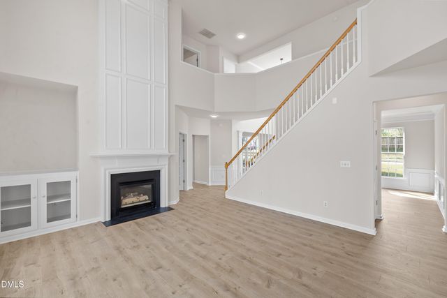 402 Sherwood Forest Place, Cary, NC 27519