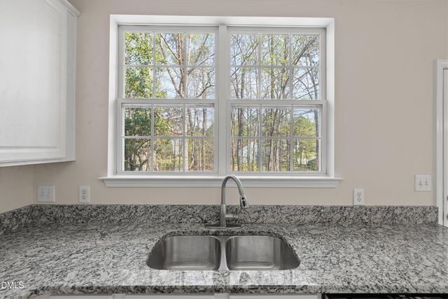 402 Sherwood Forest Place, Cary, NC 27519