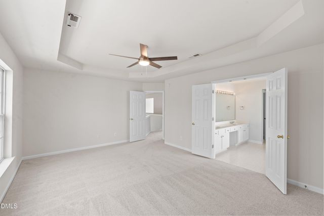 402 Sherwood Forest Place, Cary, NC 27519