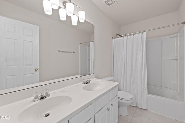 402 Sherwood Forest Place, Cary, NC 27519