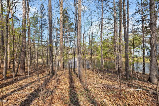 402 Sherwood Forest Place, Cary, NC 27519