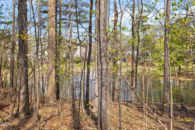 402 Sherwood Forest Place, Cary, NC 27519