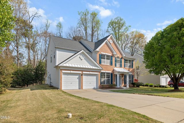 402 Sherwood Forest Place, Cary, NC 27519