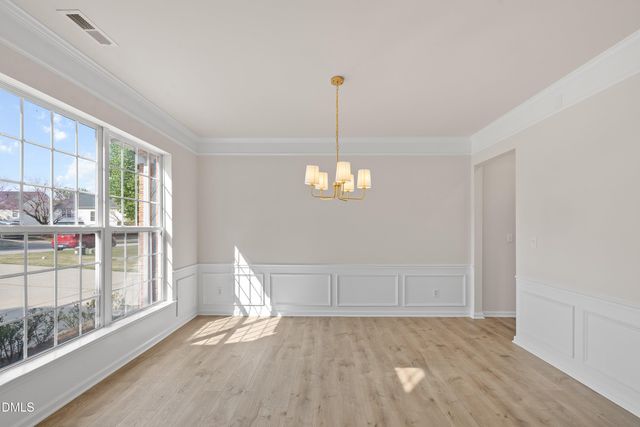 402 Sherwood Forest Place, Cary, NC 27519