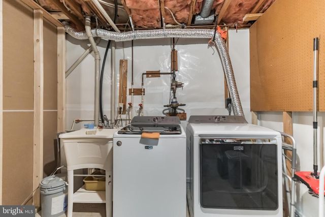 10808 WINTER CORN LANE, Reston, VA 20191