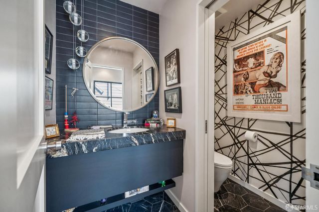 1332 Greenwich Street, San Francisco, CA 94109