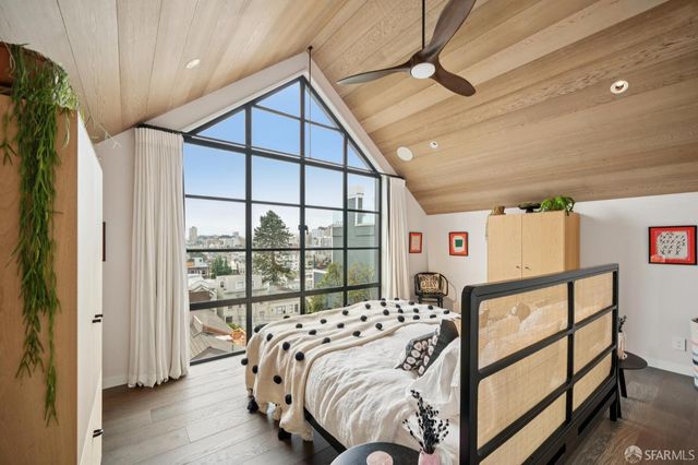 1332 Greenwich Street, San Francisco, CA 94109