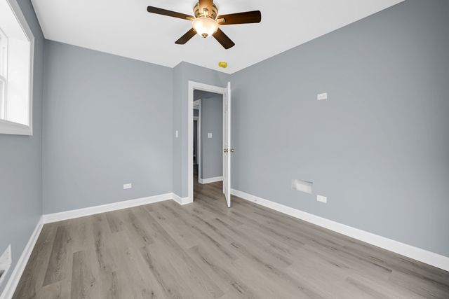 4321 W Augusta Boulevard, Chicago, IL 60651