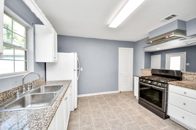 113 Obion Road, Houston, TX 77076
