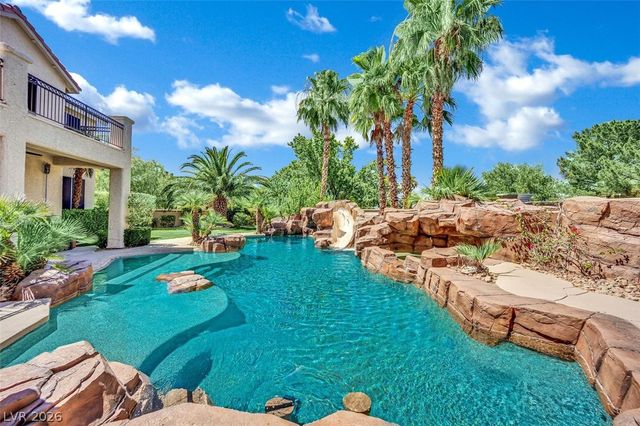 318 Doe Run Circle, Henderson, NV 89012