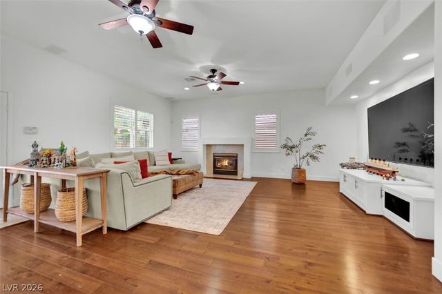 318 Doe Run Circle, Henderson, NV 89012