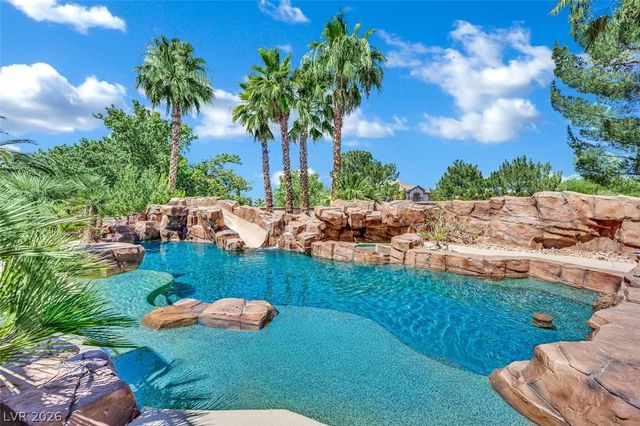 318 Doe Run Circle, Henderson, NV 89012