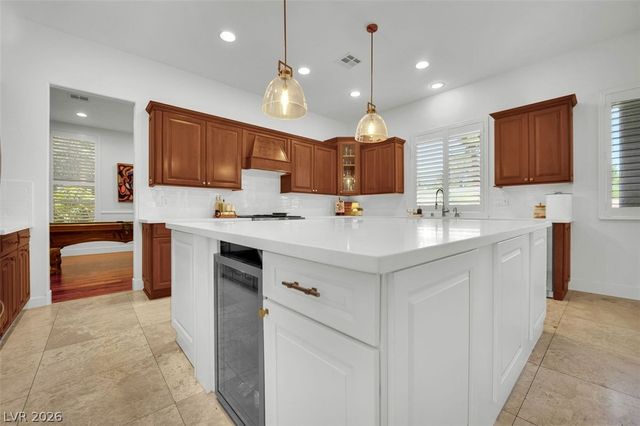 318 Doe Run Circle, Henderson, NV 89012
