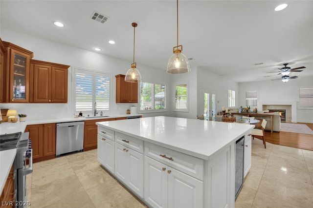 318 Doe Run Circle, Henderson, NV 89012