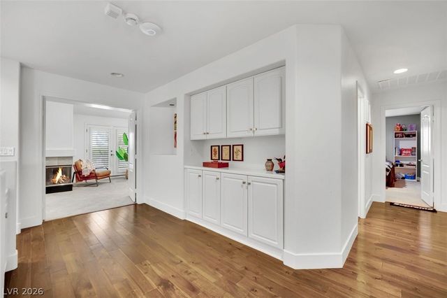318 Doe Run Circle, Henderson, NV 89012